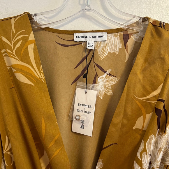EXPRESS x ROCKY BARNES Floral Wrap Tie Waist Maxi Dress Size XS/Small - Picture 6 of 17